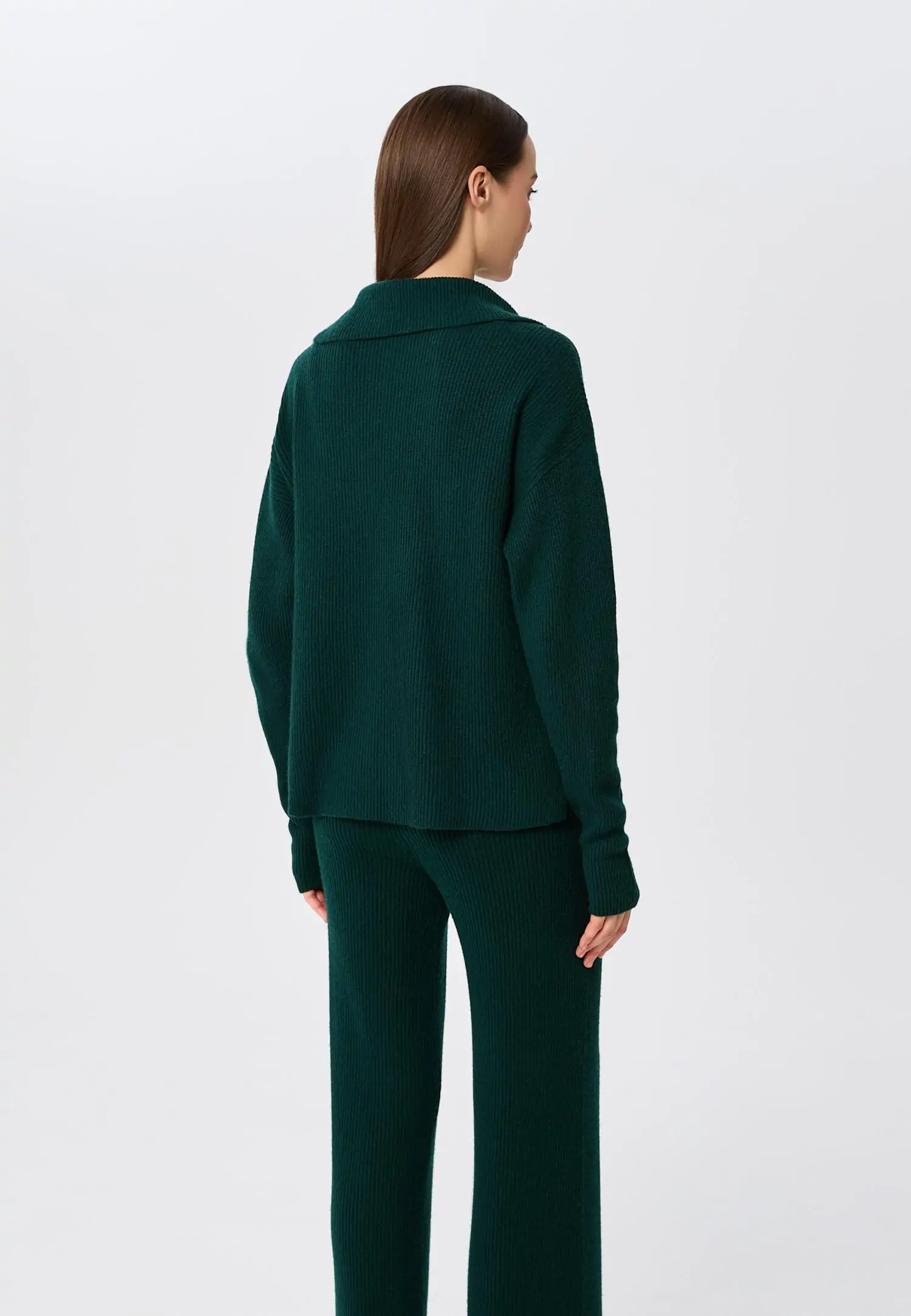 Свитер с воротником на молнии W25-00CH0323 Marc & André